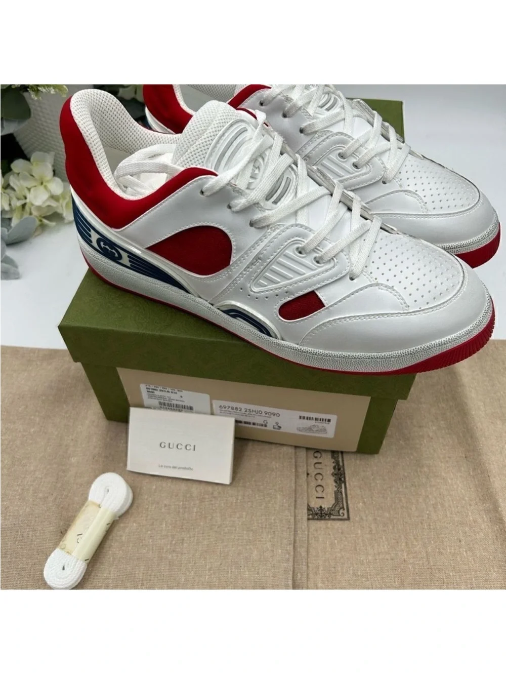 Men’s Gucci basket trainer, sneakers size 9, made in Italy